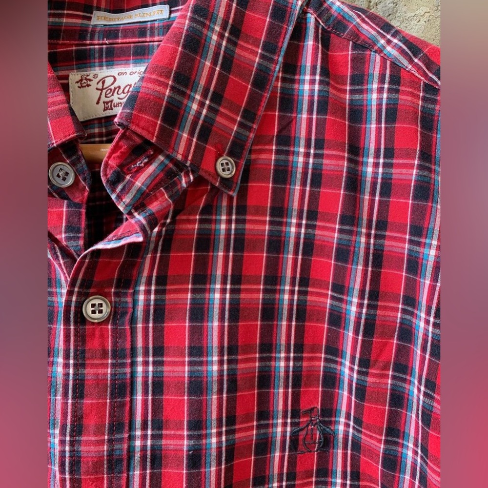 Penguin Munsingwear Classic Fit Red Plaid Mens Casual Button Up Shirt